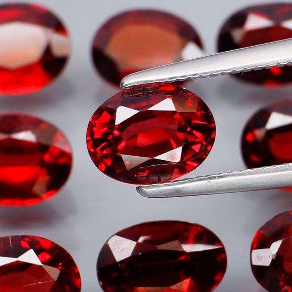 WOW! 9.67ct untreated OVAL CUT GARNETS!!