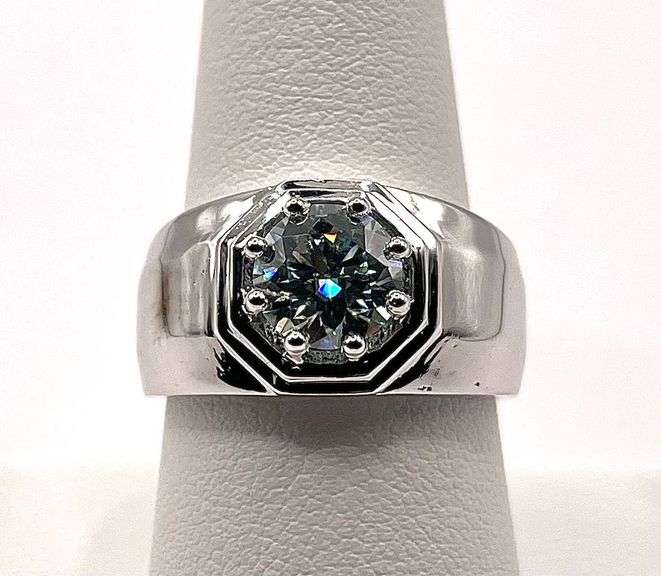 Men's Sparkling 2.52 Ct Ice Blue Fire Moissanite Ring