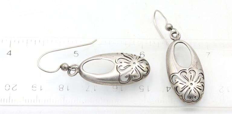 5 Pairs of Vintage 925 sterling silver earrings
