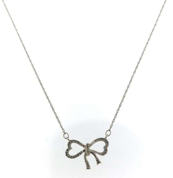 925 Sterling Silver Bow Pendant on Chain
