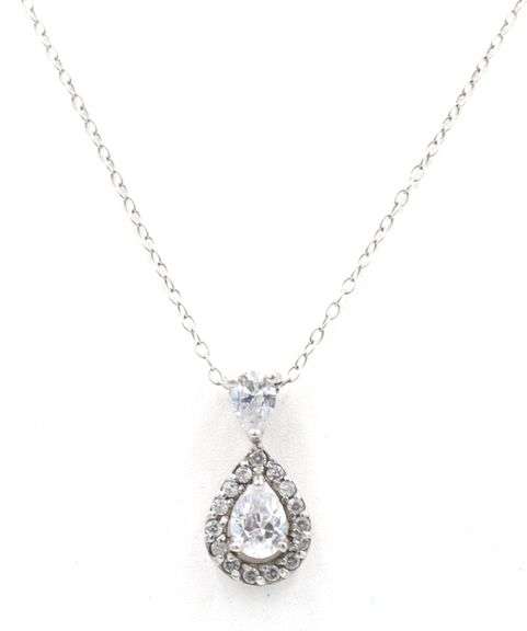 Vintage 925 sterling silver pear shaped Cubic Zirconoa halo pendant on chain
