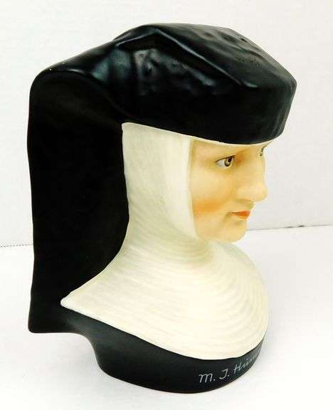 1978 Goebel Nun Bust Figurine
