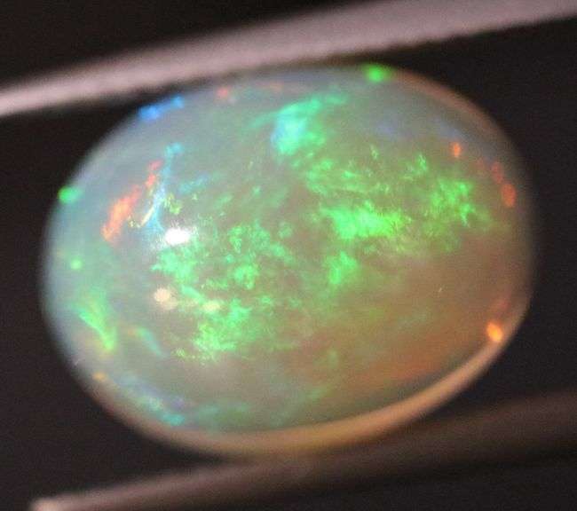 Ravishing 4.70ct unheated Welo Jelly Opal
