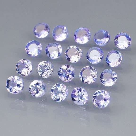 Valuable 3.84ct 20 piece Tanzanite set