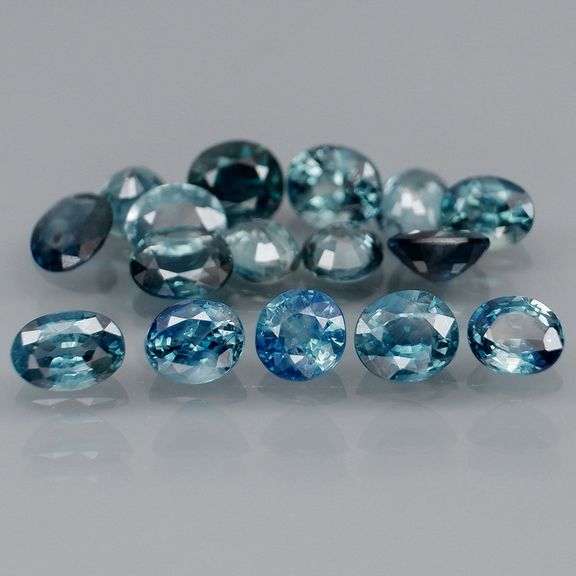 Heated only! 4.89ct mixed cut Australian Sapphire set