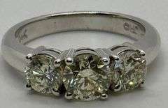 14K White Gold Tri-Stone Round Brilliant Cut Diamond Engagement Ring