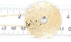 14kt Yellow gold Hammered finish round disc pendant on box chain