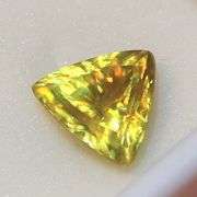 Premium grade 2.86ct heavy rainbow flashing Sphene