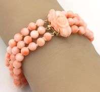 Vintage triple row coral bracelet with 14kt Yellow gold