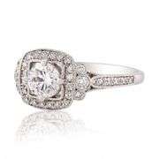PLATINUM VS CLARITY DIAMOND RING 1.05 C.T.W.