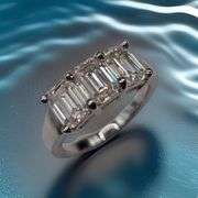 Sparkling 14 Kt White Gold Plate 3.05 Ct VVs1 F-G Simulated Diamond Ring