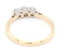 18kt Yellow gold 0.20ctw 3 stone diamond band