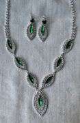 Sapphire Color Jewelry Neck Lace And Earrings