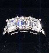 Sparkling 14 Kt White Gold Plate 3.05 Ct VVs1 F-G Simulated Diamond Ring