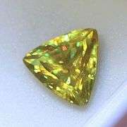 Premium grade 2.86ct heavy rainbow flashing Sphene