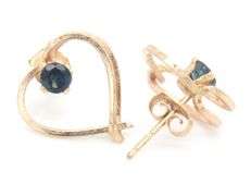 14kt Yellow gold heart shaped blue sapphire stud earrings