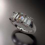 Sparkling 14 Kt White Gold Plate 3.05 Ct VVs1 F-G Simulated Diamond Ring
