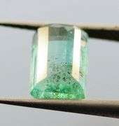 Beautiful green 1.72ct Colombian emerald