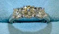 14K White Gold Tri-Stone Round Brilliant Cut Diamond Engagement Ring
