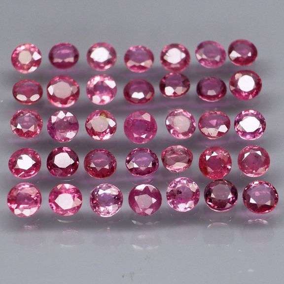 Superb 3.92ct violet red Ruby set -Heated only!!!