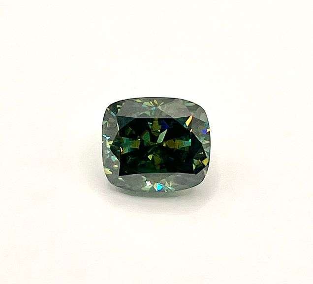 Huge 8.25 Ct Sparkling VVs1 Emerald Green Lab Simulated Diamond Solitaire