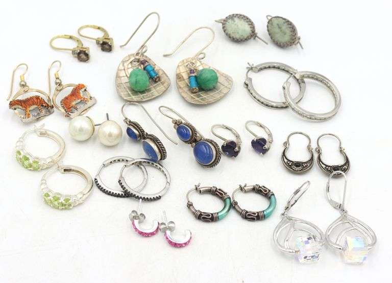 Group lot of Vintage 925 sterling silver earrings