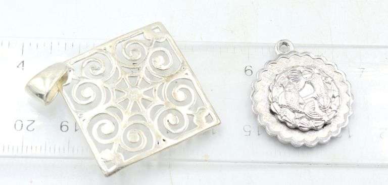 Group lot of Vintage 925 sterling silver earrings