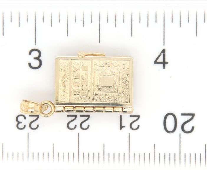 14kt Yellow gold Holly Bible charm pendant