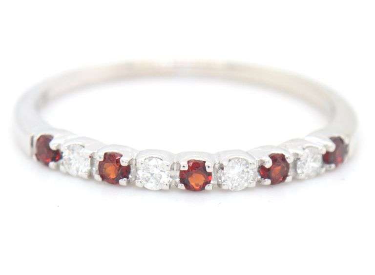 14kt White gold Garnet and diamond band