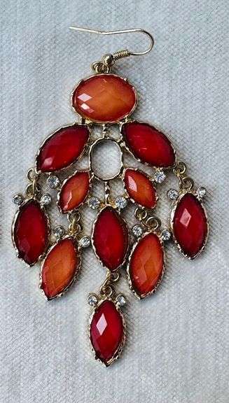 A Very Sexy  Fashion  Design Earrings