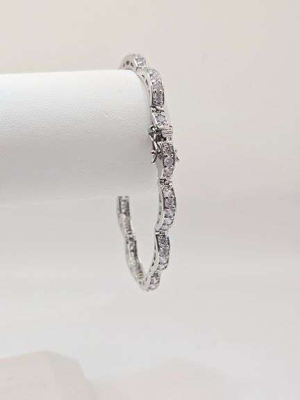 Beautiful 14 Kt  White Gold Plated Tennis Bracelet