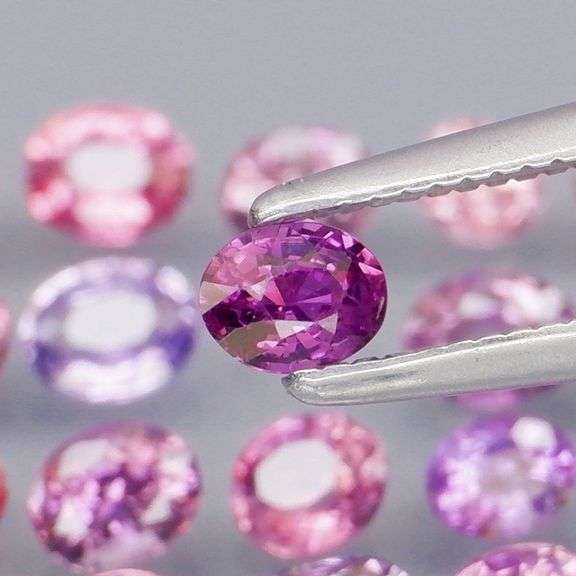 Heavy! 3.45ct pink and violet Sapphire set -Untreated!