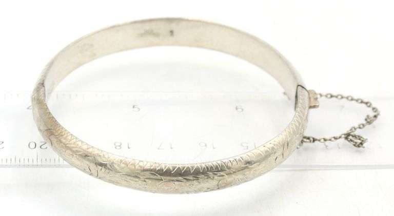 Group lot of Vintage 925 sterling silver bangles