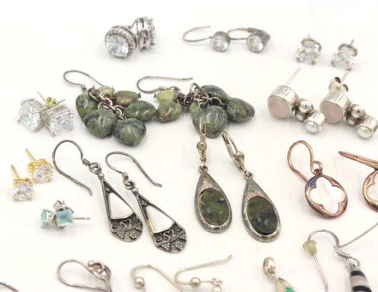 Group lot of vintage 925 sterling silver earrings