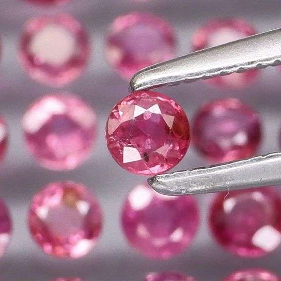 Superb 3.92ct violet red Ruby set -Heated only!!!