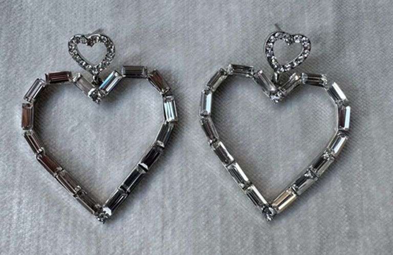 Stylish Fashion Design Earrings