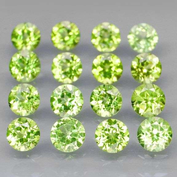 Round cut! Untreated! Matched! 4.42ct Peridot set!