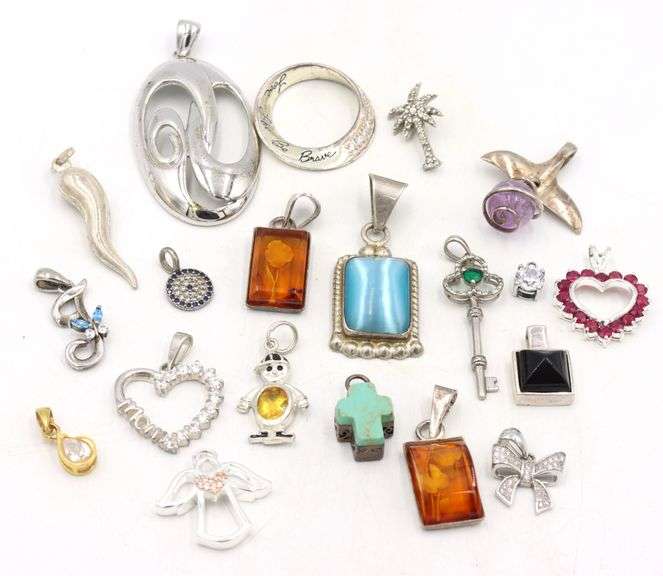 Group lot of Vintage 925 sterling silver pendants
