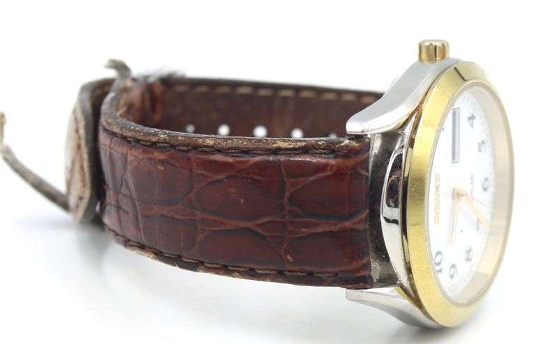 Seiko Solar day date quartz watch