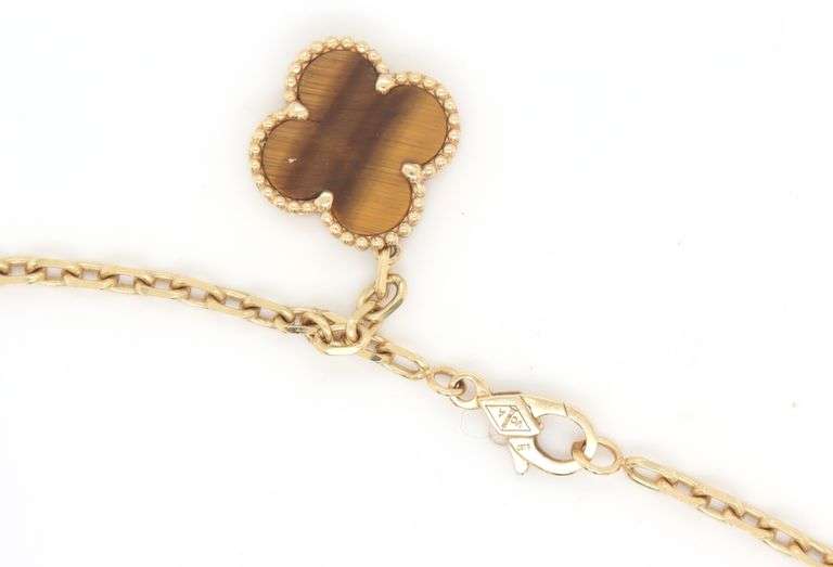 18kt Yellow gold 6 Motif magic Alhambra necklace