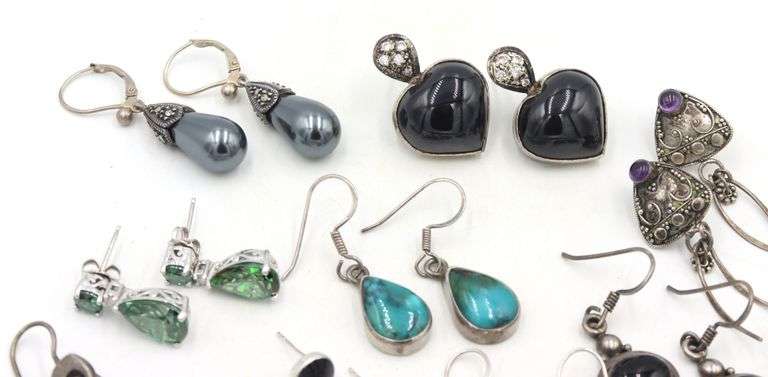 Group lot of Vintage 925 sterling silver earrings