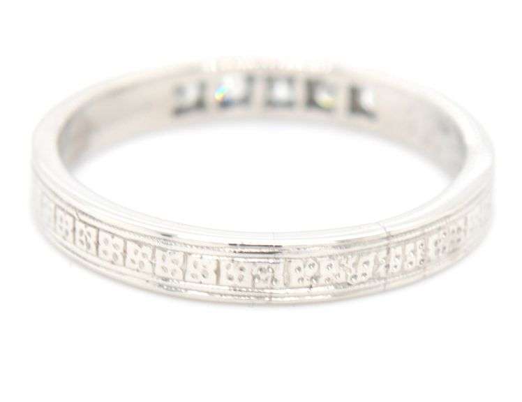 Antique engraved single cut diamond accent ring