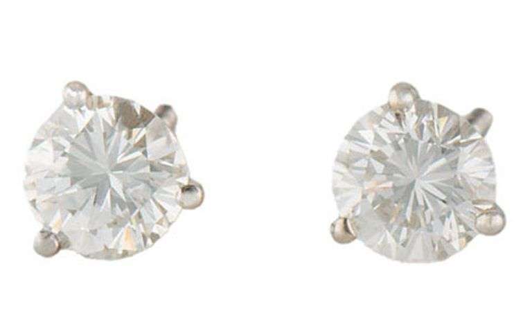1.03ctw Round Diamond Solitaire Stud Earrings in 14K