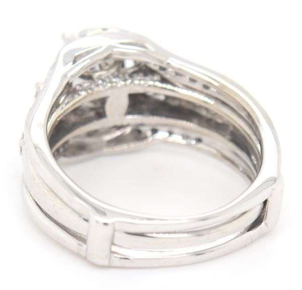 GIA Certified 14kt White gold 0.70ct diamond ring guard bridal set