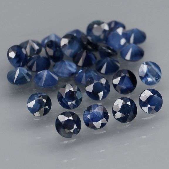Excellent 3.99ct denim blue Sapphire set