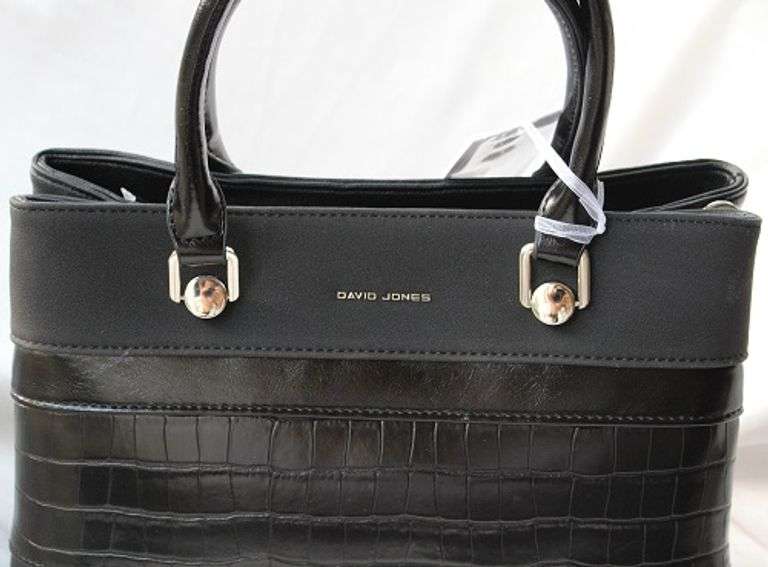 Stylish Black Color Designer Bag By David Jones-Paris
