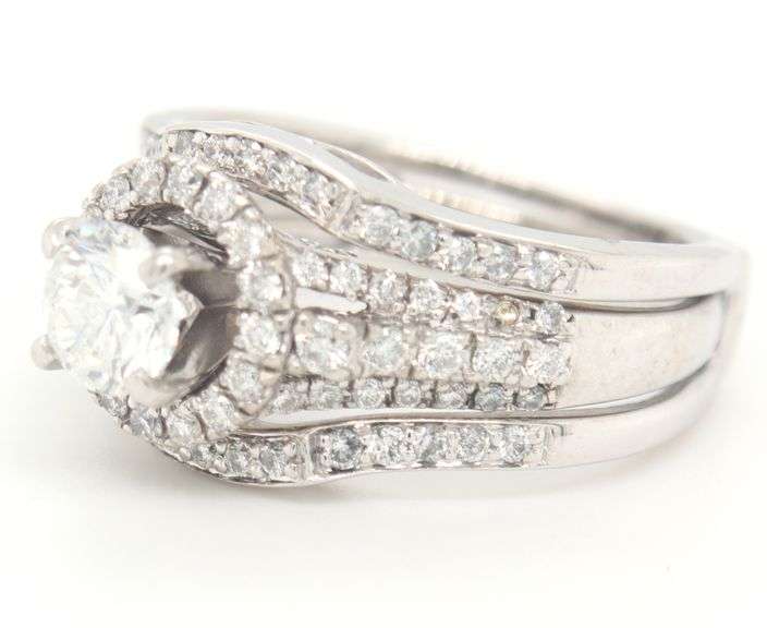 GIA Certified 14kt White gold 0.70ct diamond ring guard bridal set