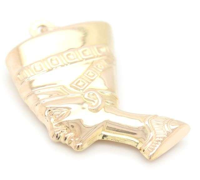14kt Yellow gold Nefertitti pendant