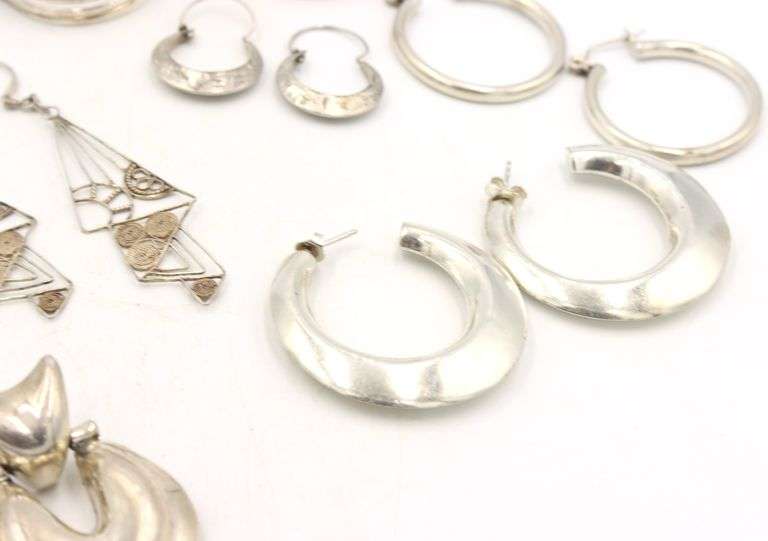 Group lot of Vintage 925 sterling silver earrings