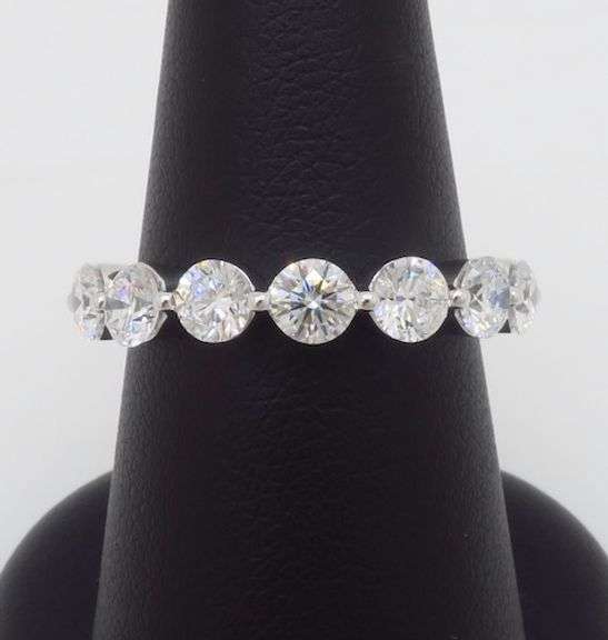 1.50CTW Shared Prong Seven Stone Diamond Band